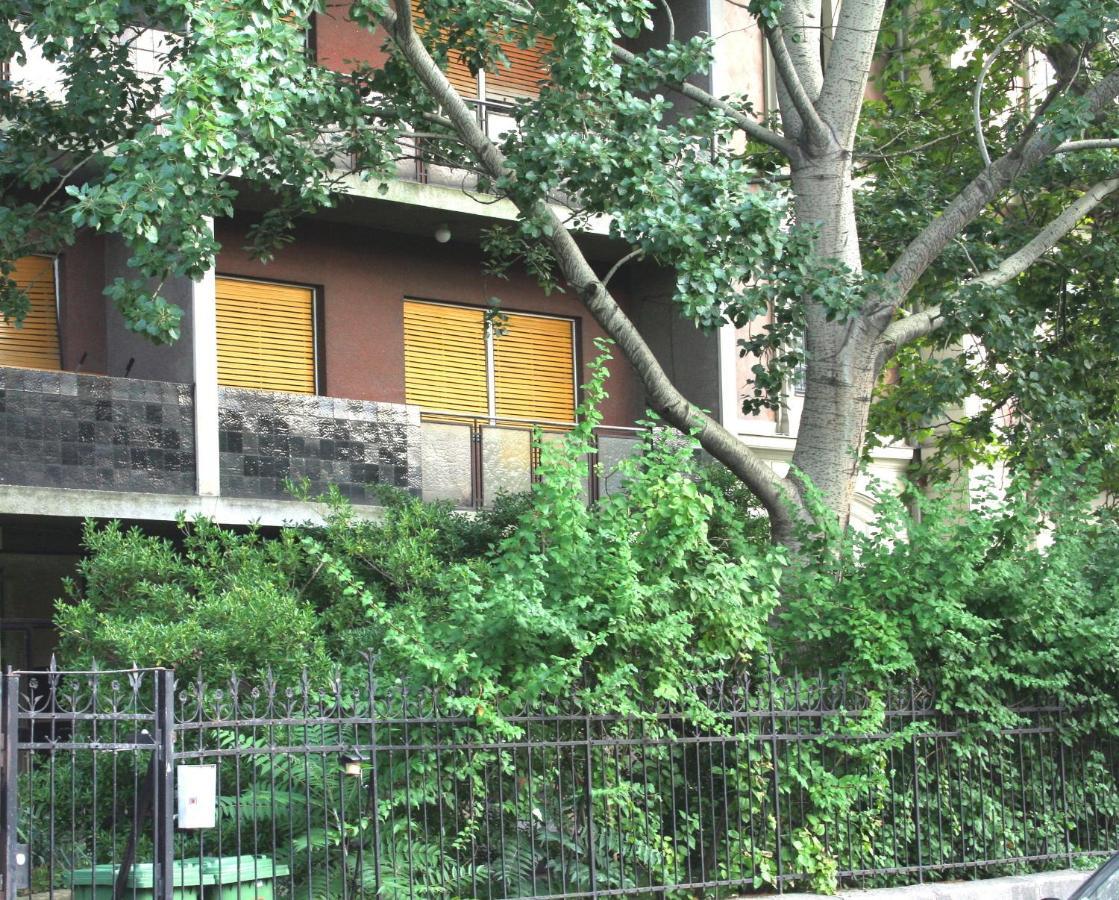 Apartman Andrassy With Inside Parking Budapest